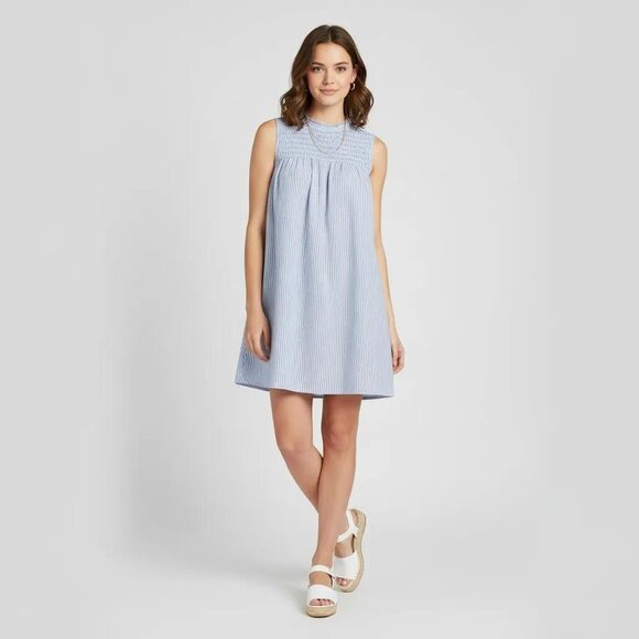 crown & ivy Dresses & Skirts - Crown & Ivy Blue White Striped Smocked Sleeveless Mini Shift Dress Women's M